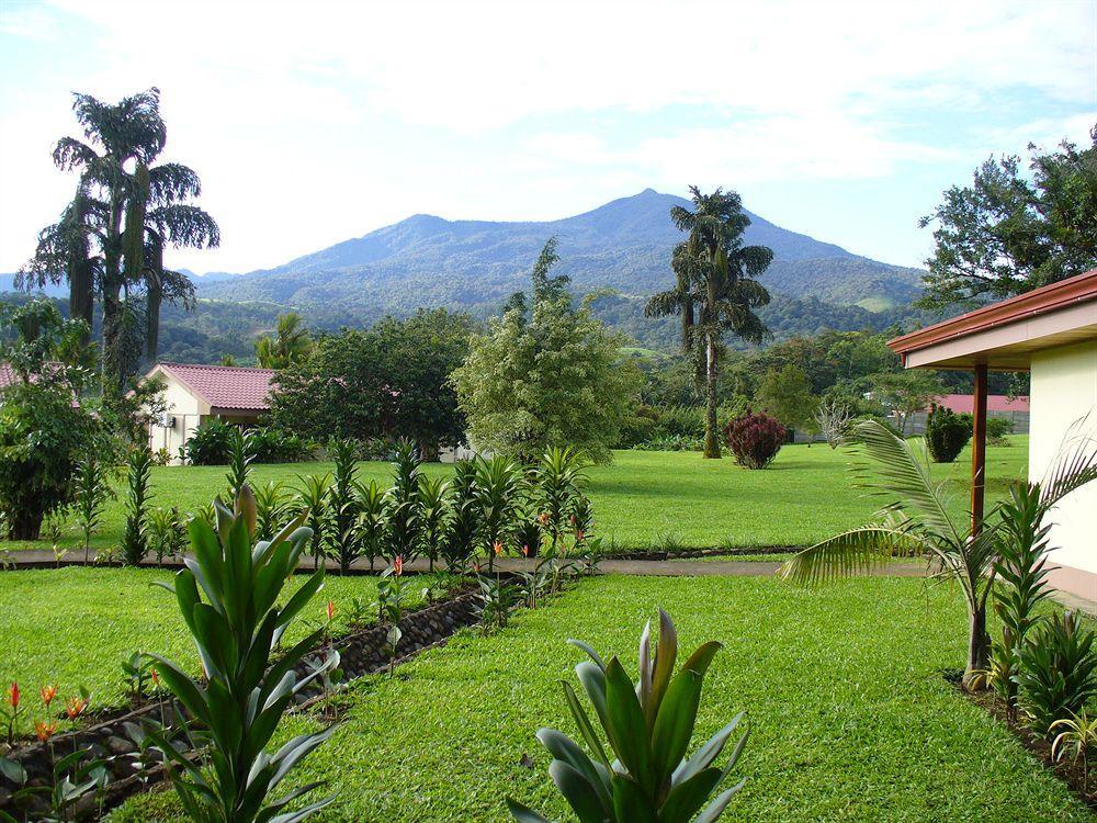 Termales Del Bosque & Hot Springs Hotel La Marina Exterior photo