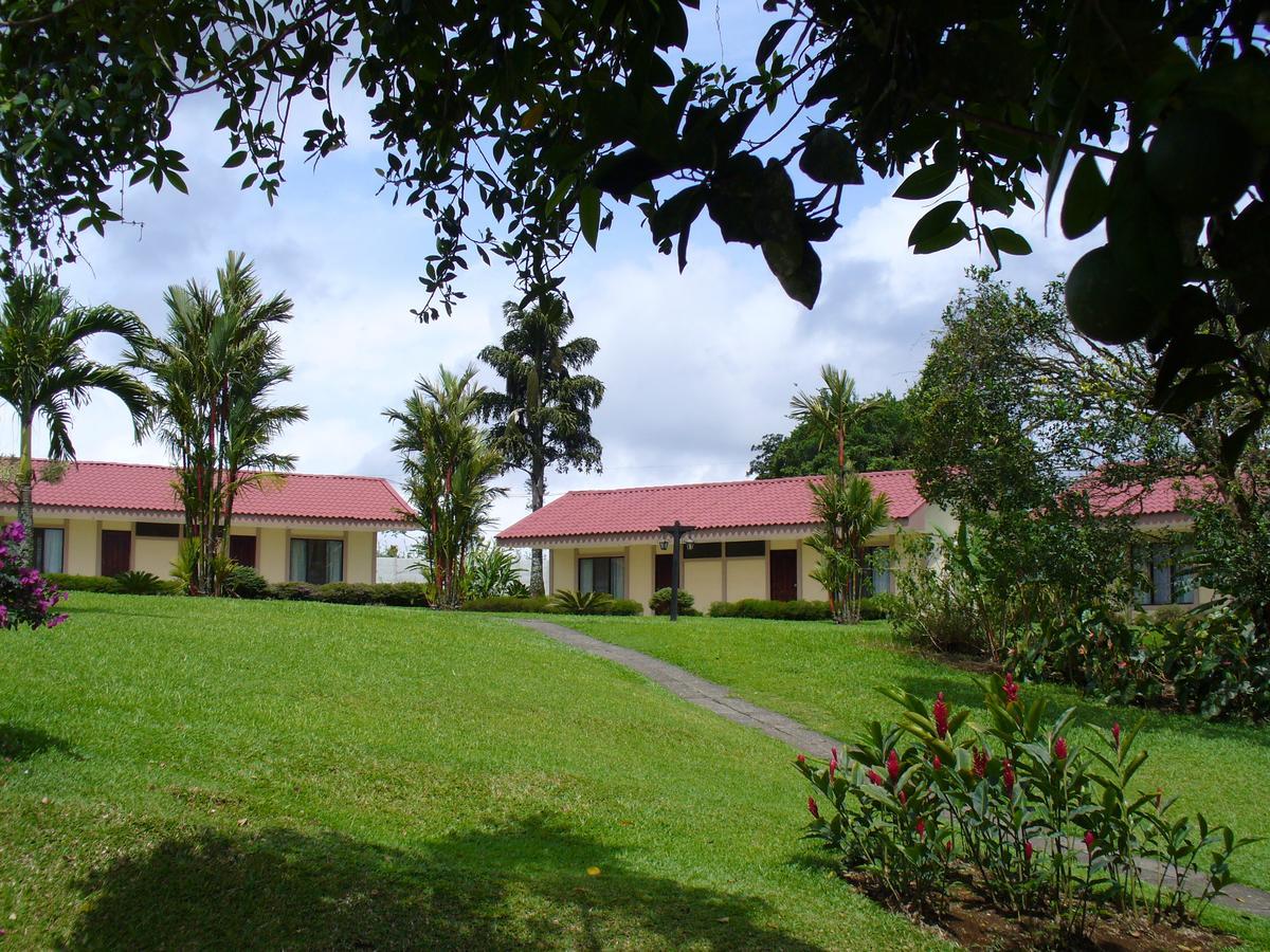 Termales Del Bosque & Hot Springs Hotel La Marina Exterior photo