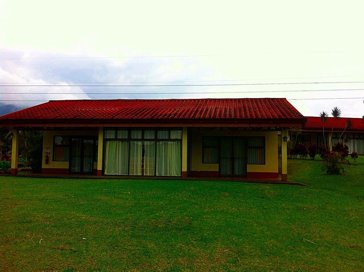 Termales Del Bosque & Hot Springs Hotel La Marina Exterior photo