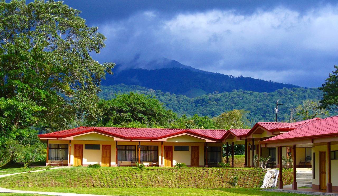 Termales Del Bosque & Hot Springs Hotel La Marina Exterior photo